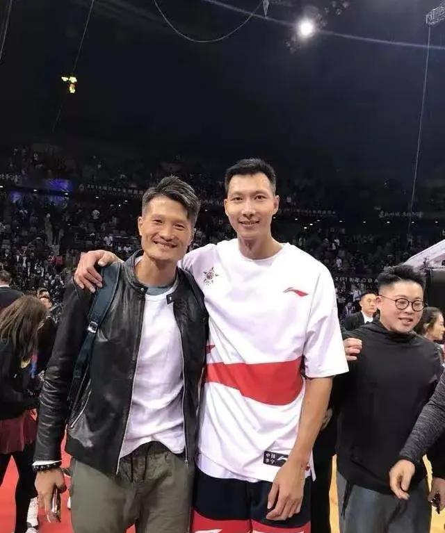  尼斯功勋门将退役转任青年队教练  